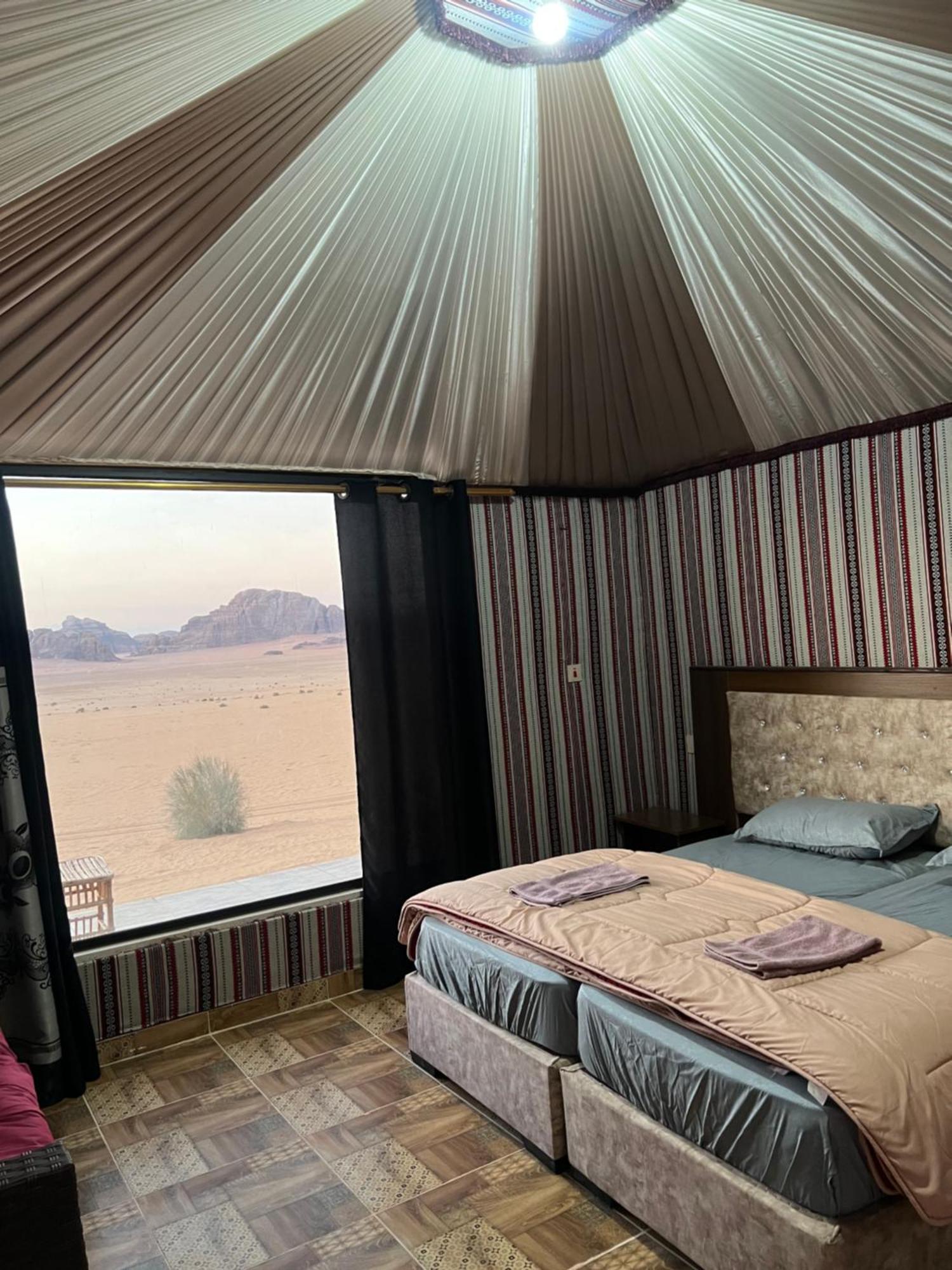 Luxury tent Wadi Mars Camp *